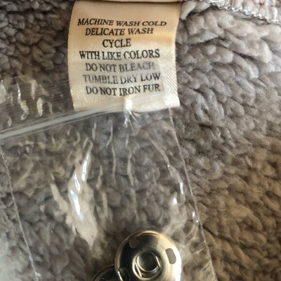 Dylan red faux shearling vest snap closure Medium - Picture 10 of 15